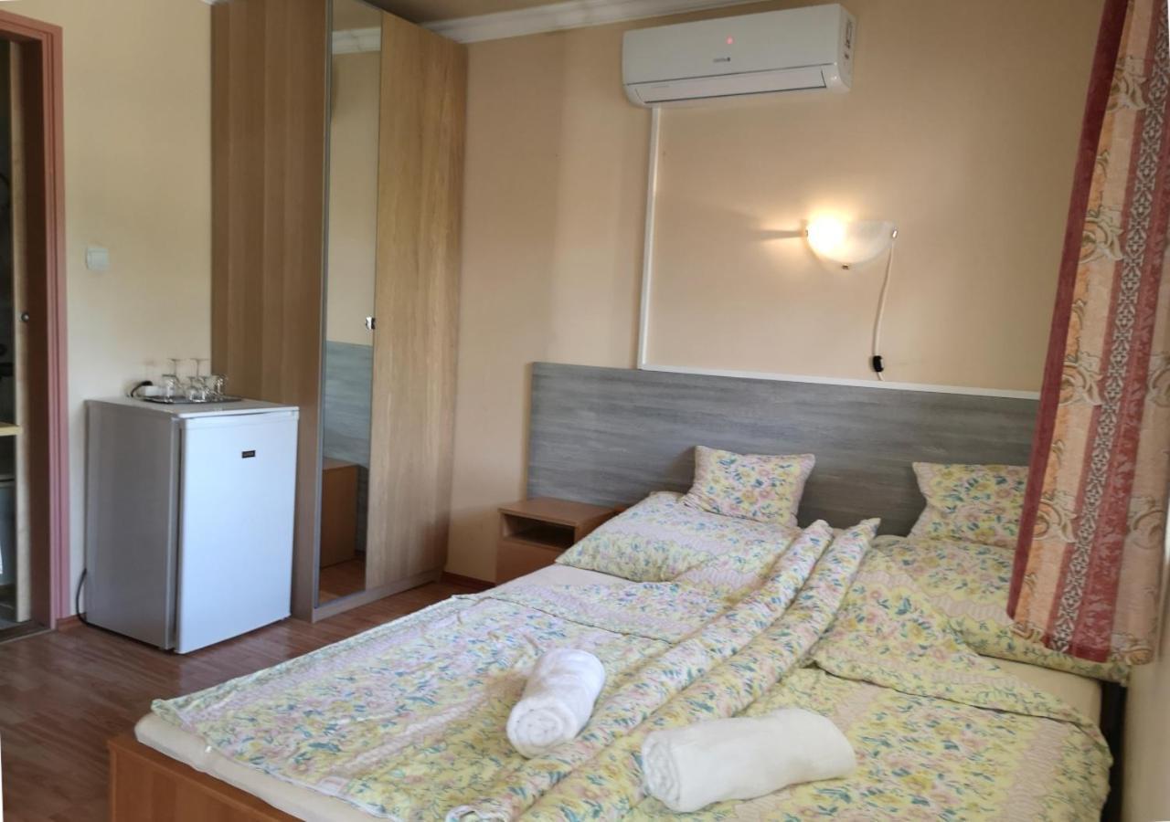 Vitorlás Apartmanház Siófok Exterior foto